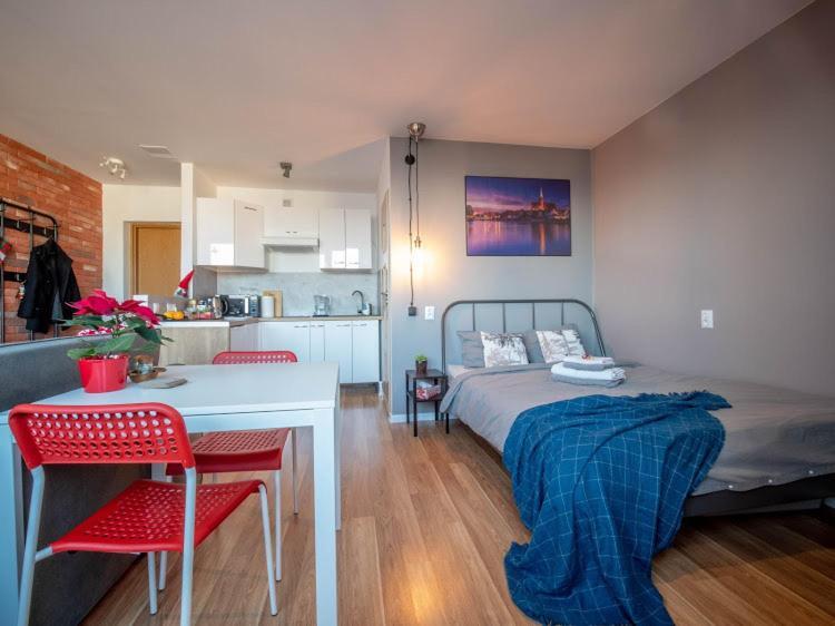 Modern Studio In The City Center Of Wroclaw! Экстерьер фото